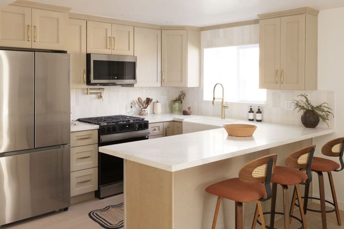 3030 Valle Vista Drive 27, Los Angeles, CA 90065 — photo 1 of 20