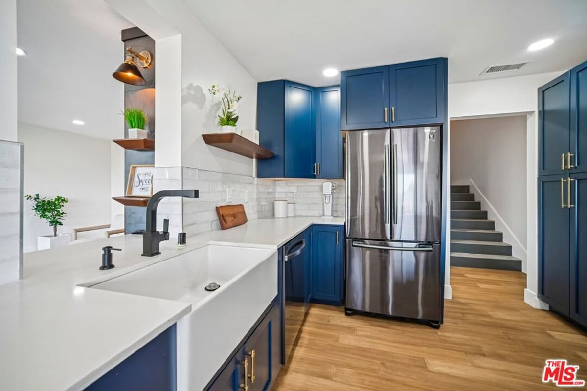 1010 Hammond Street 306, West Hollywood, CA 90069 — photo 1 of 32