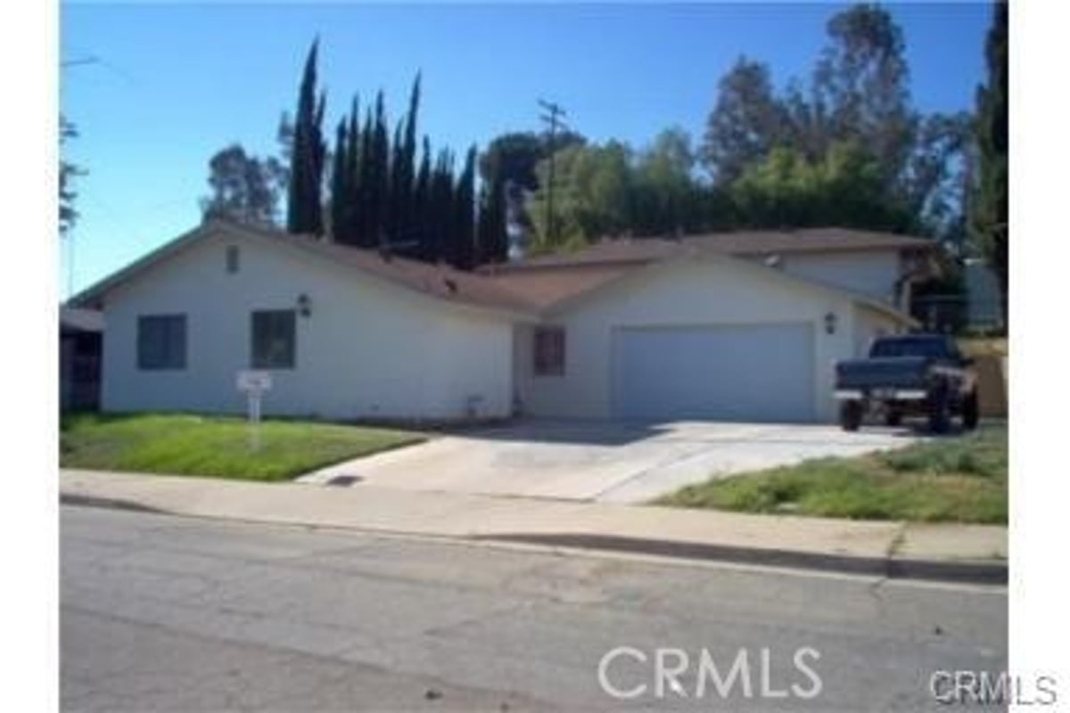 1609 CALATINA, Pomona, CA 91766 — photo 1 of 7