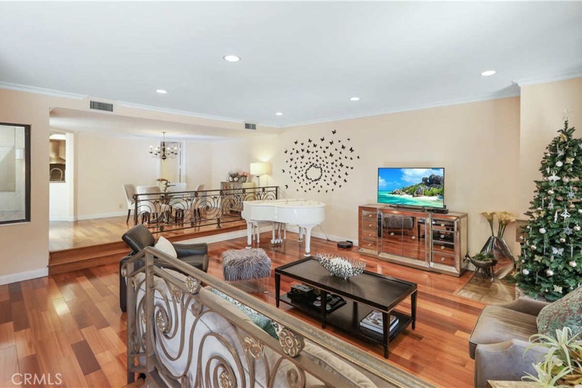 2235 Century Hill, Los Angeles, CA 90067 — photo 1 of 73