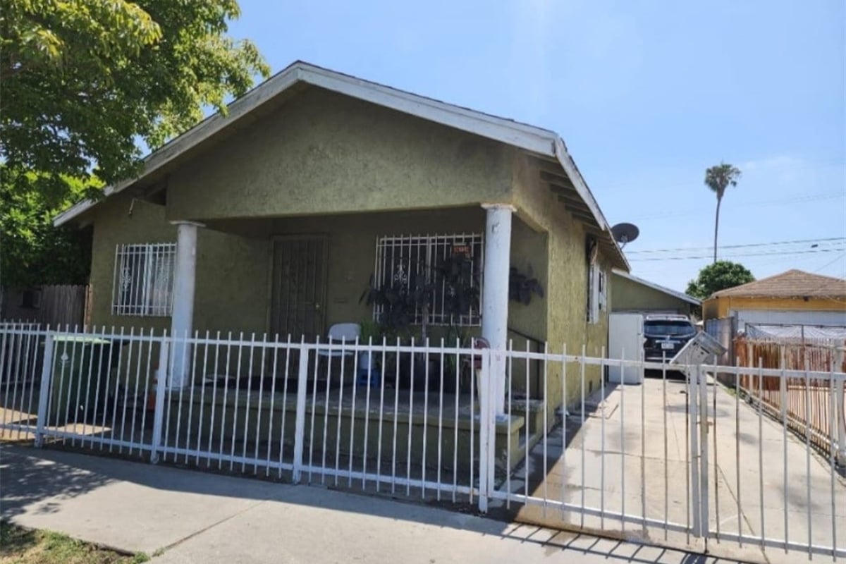 222 E Century, Los Angeles, CA 90003 — photo 1 of 1