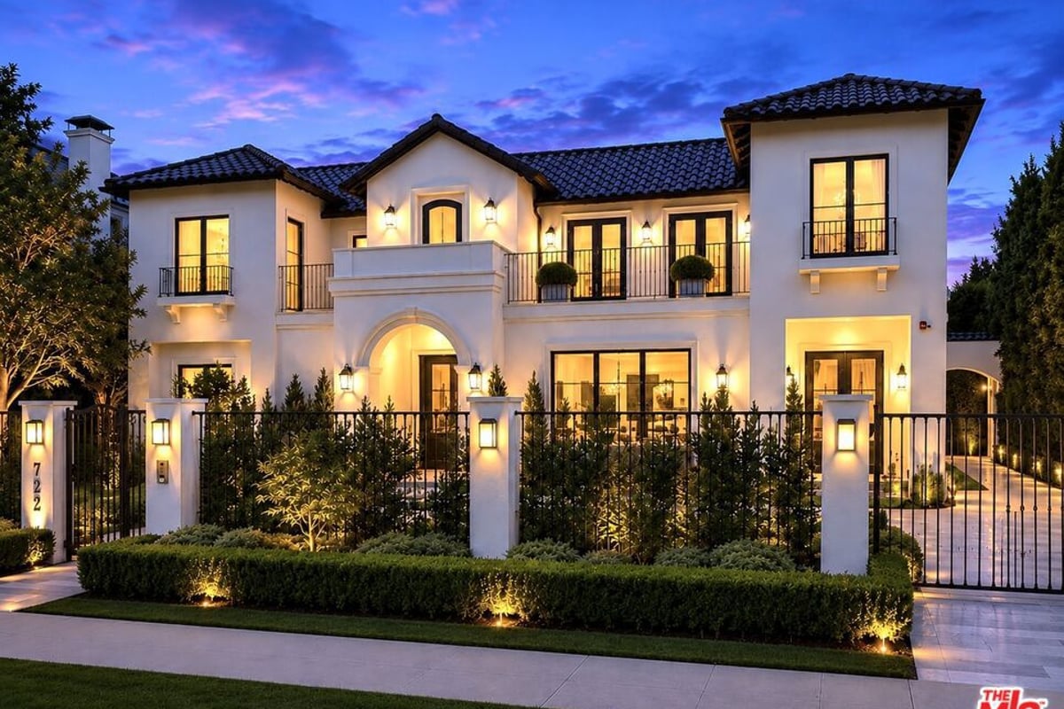 722 N Camden Drive, Beverly Hills, CA 90210 — photo 1 of 21