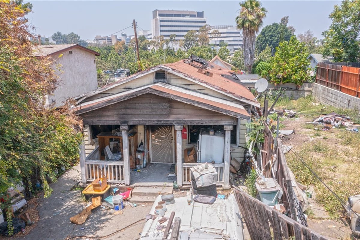 1517 Ricardo, Los Angeles, CA 90033 — photo 1 of 11