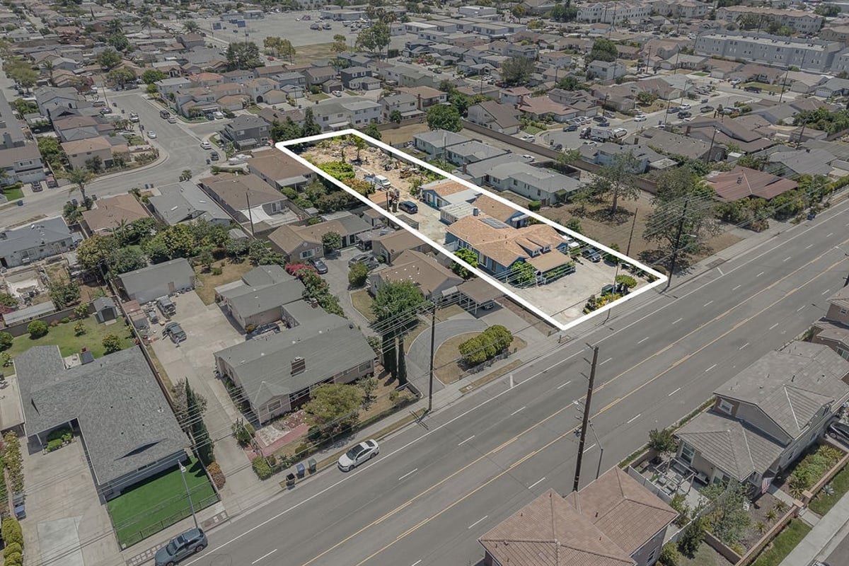 22102 Normandie, Torrance, CA 90502 — photo 1 of 8
