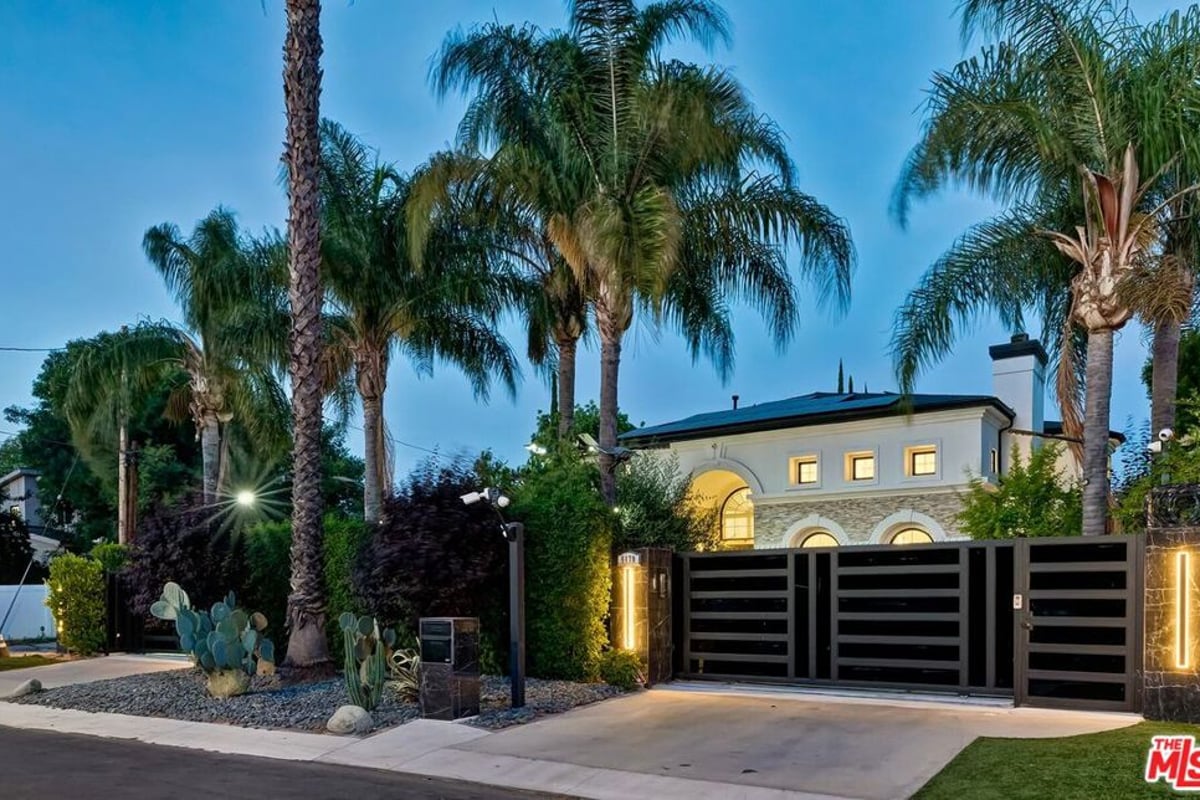 5170 Gloria Avenue, Encino, CA 91436 — photo 1 of 75