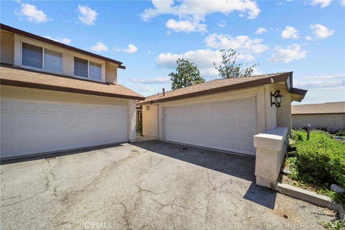 22935 Banyan 277, Saugus, CA 91390 — photo 1 of 28