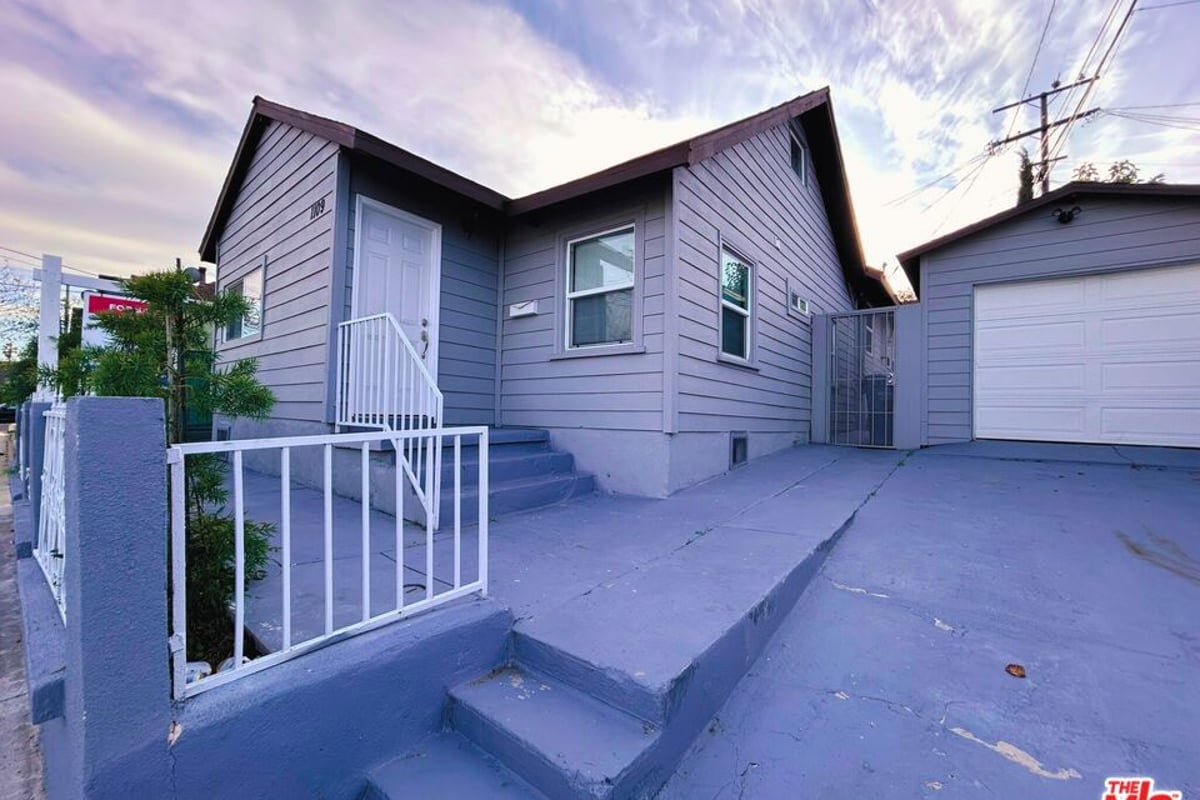 1109 N Chester Avenue, Inglewood, CA 90302 — photo 1 of 18