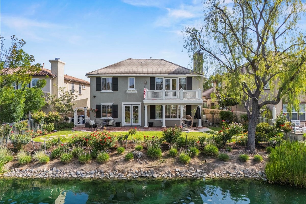 27034 Island, Valencia, CA 91355 — photo 1 of 62