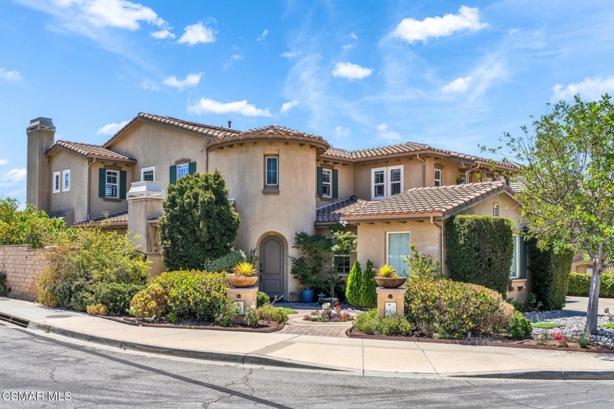 3936 Eagle Flight Drive, Simi Valley, CA 93065 — photo 1 of 32