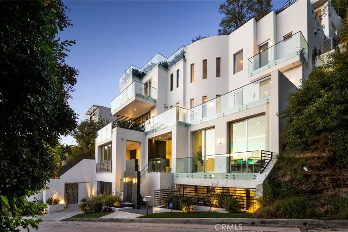 9459 Beverly Crest, Beverly Hills, CA 90210 — photo 1 of 71