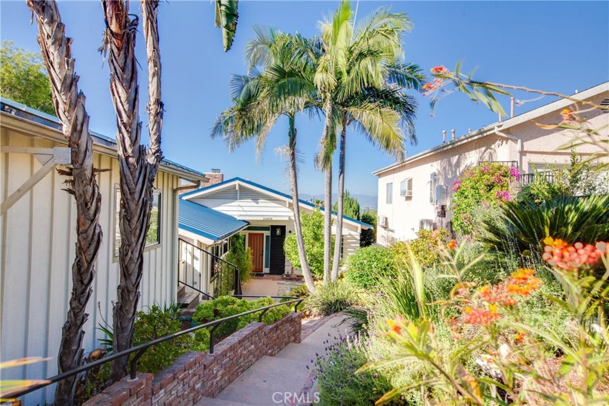 22459 Venido, Woodland Hills, CA 91364 — photo 1 of 75