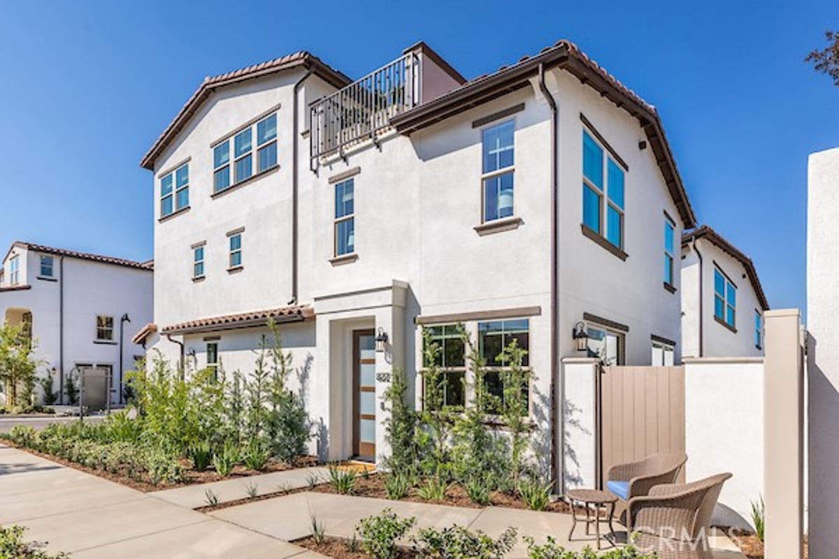 828 E Florista Lane, Alhambra, CA 91801 — photo 1 of 19