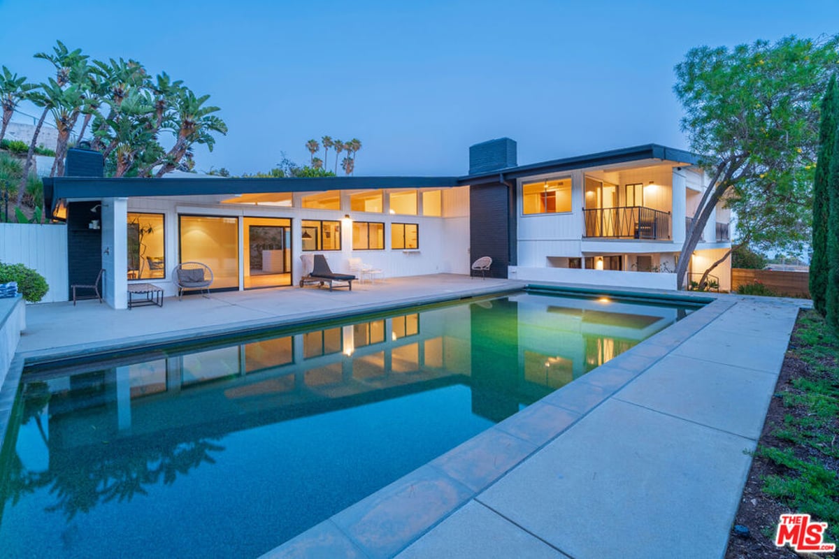 1071 Tellem Drive, Pacific Palisades, CA 90272 — photo 1 of 67