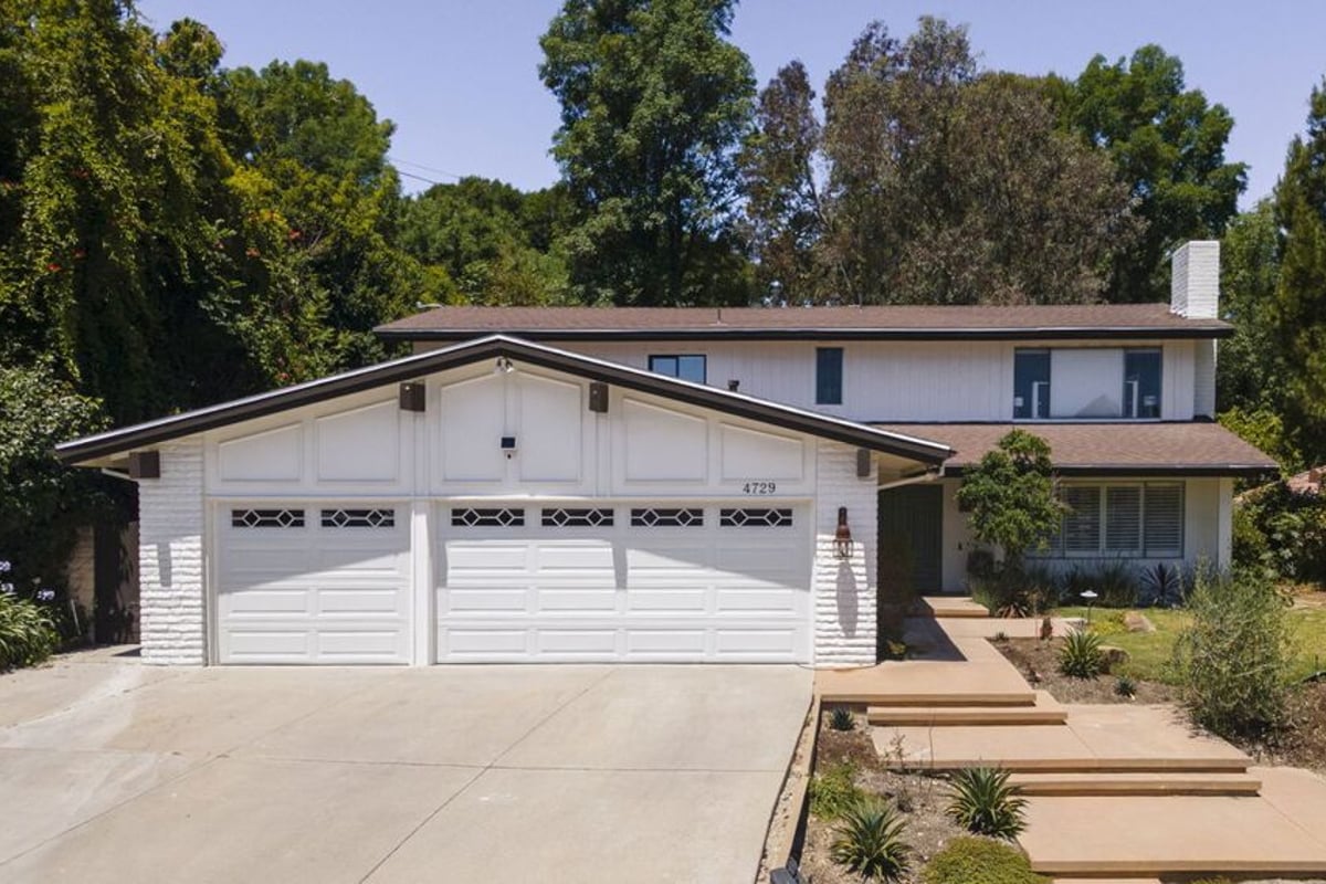 4729 Hermano Drive, Tarzana, CA 91356 — photo 1 of 27