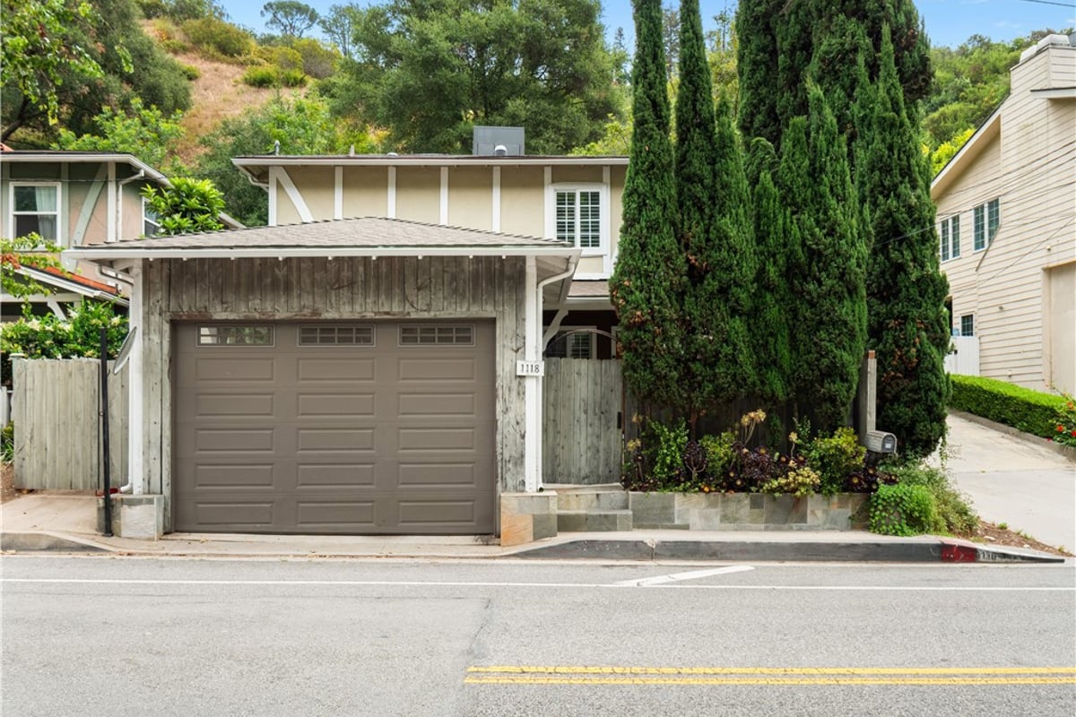 1118 N Beverly Glen Boulevard, Los Angeles, CA 90077 — photo 1 of 34