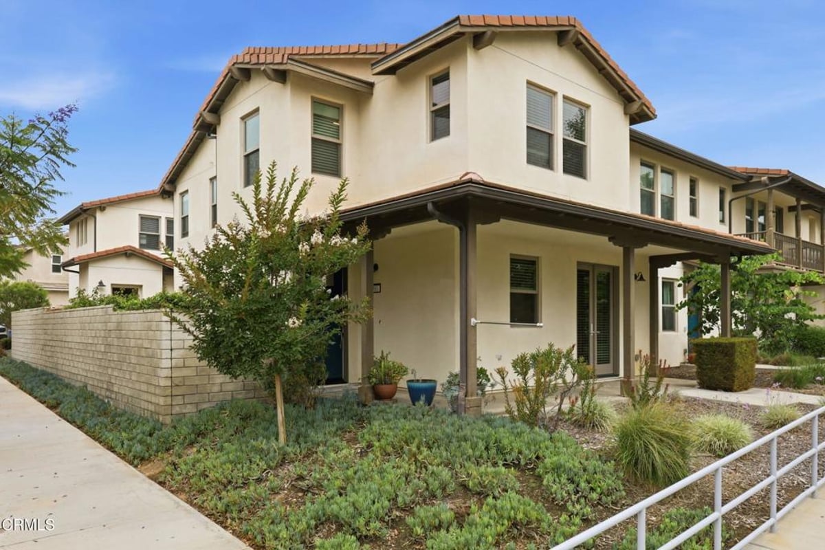 283 Los Altos Walk, Ventura, CA 93004 — photo 1 of 44