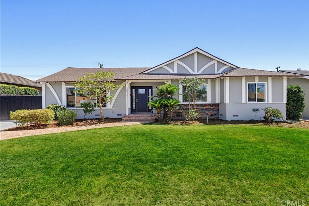 1532 E Old Badillo, Covina, CA 91724 — photo 1 of 55