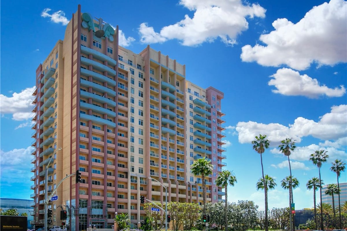 388 E Ocean Boulevard 501, Long Beach, CA 90802 — photo 1 of 31