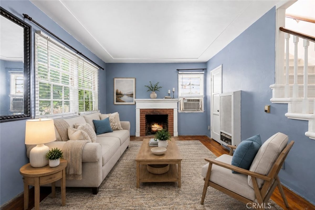 527 E Maple, Glendale, CA 91205 — photo 1 of 48