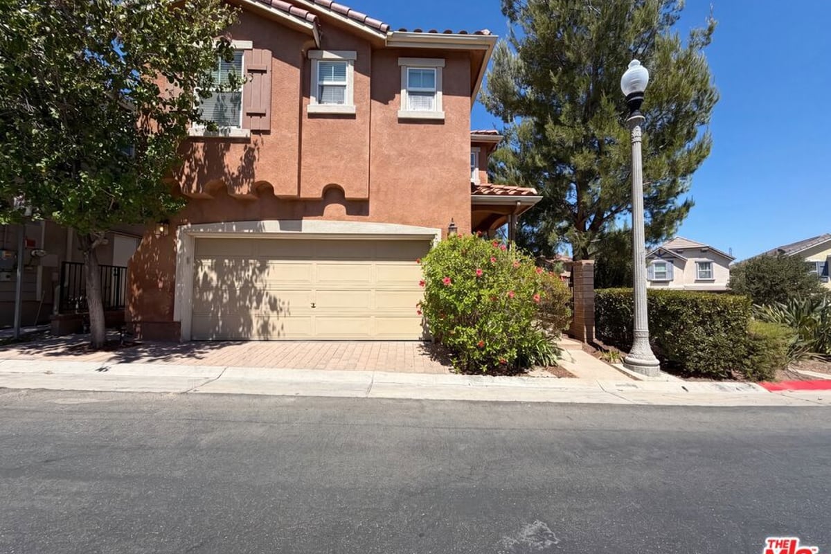 29206 Rio Lobo Way, Valencia, CA 91354 — photo 1 of 22