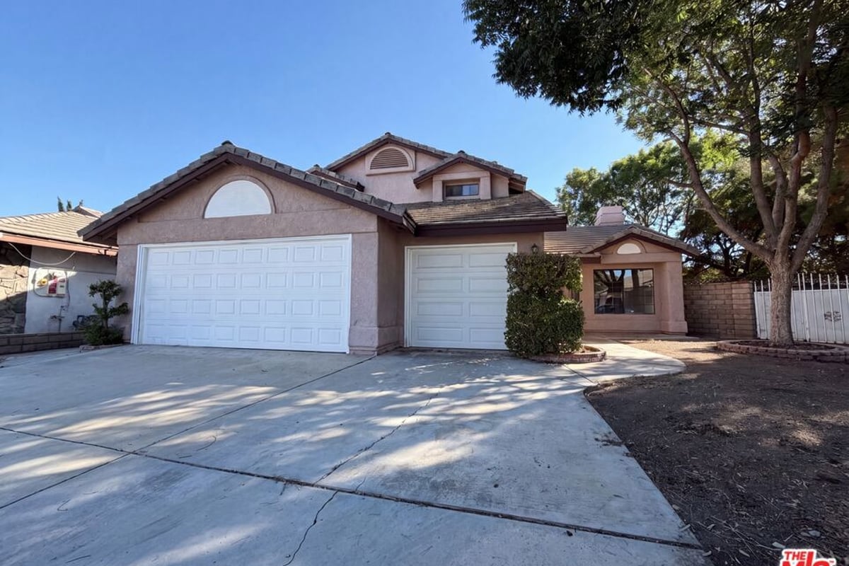 3164 Gingerwood Lane, Lancaster, CA 93536 — photo 1 of 28