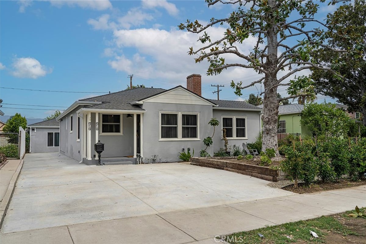 618 N Pass, Burbank, CA 91505 — photo 1 of 33