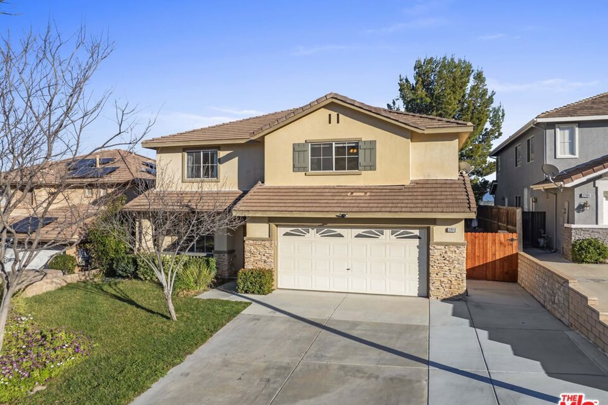 32610 Ridge Top Lane, Castaic, CA 91384 — photo 1 of 50