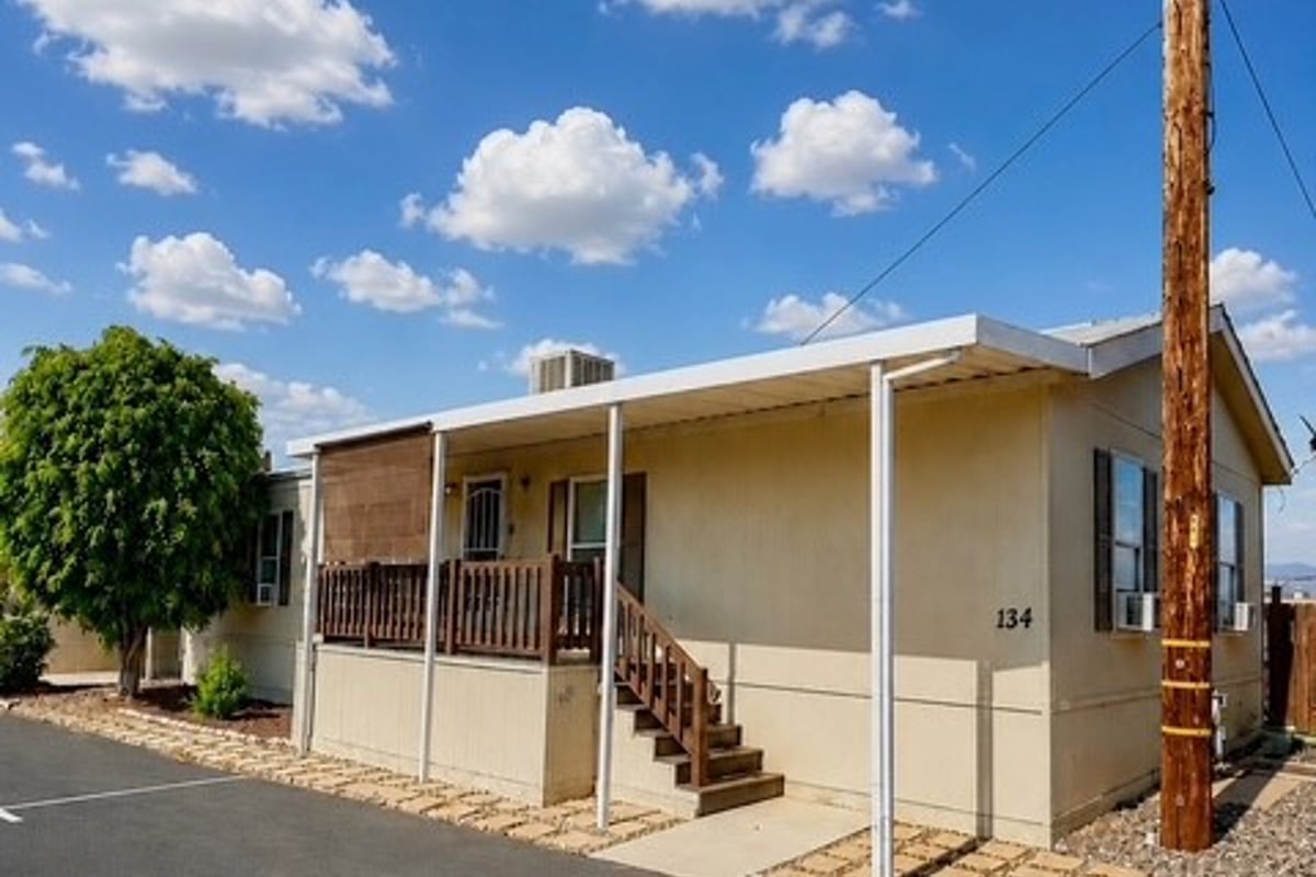 7560 Woodman 134, Van Nuys, CA 91405 — photo 1 of 18