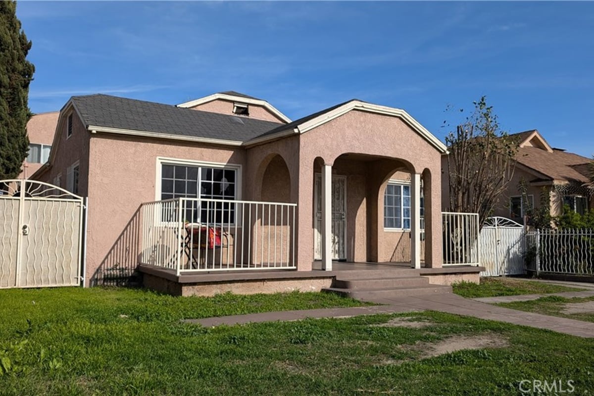 3854 Arlington Avenue, Los Angeles, CA 90008 — photo 1 of 21