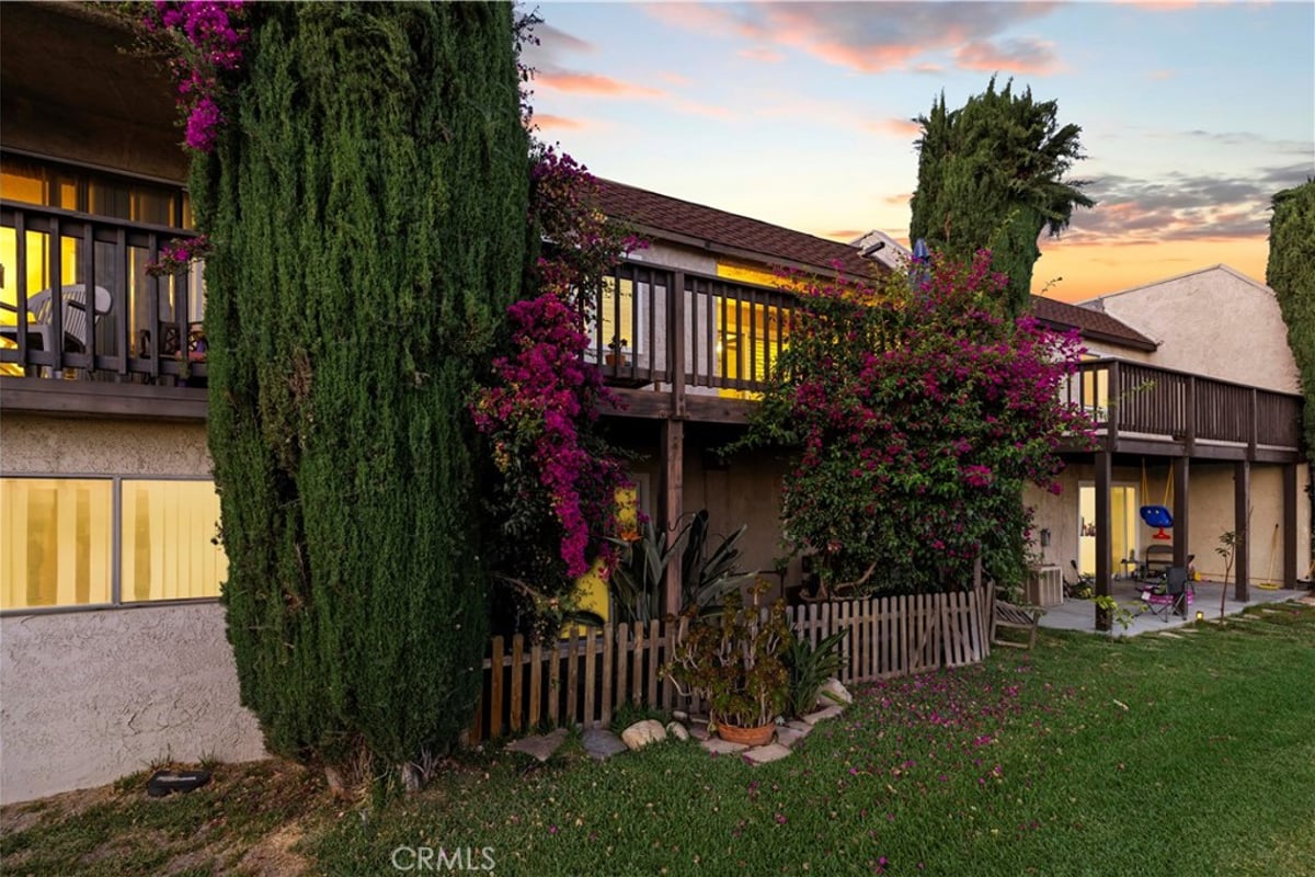 15614 Crestview Lane 63, Granada Hills, CA 91344 — photo 1 of 33