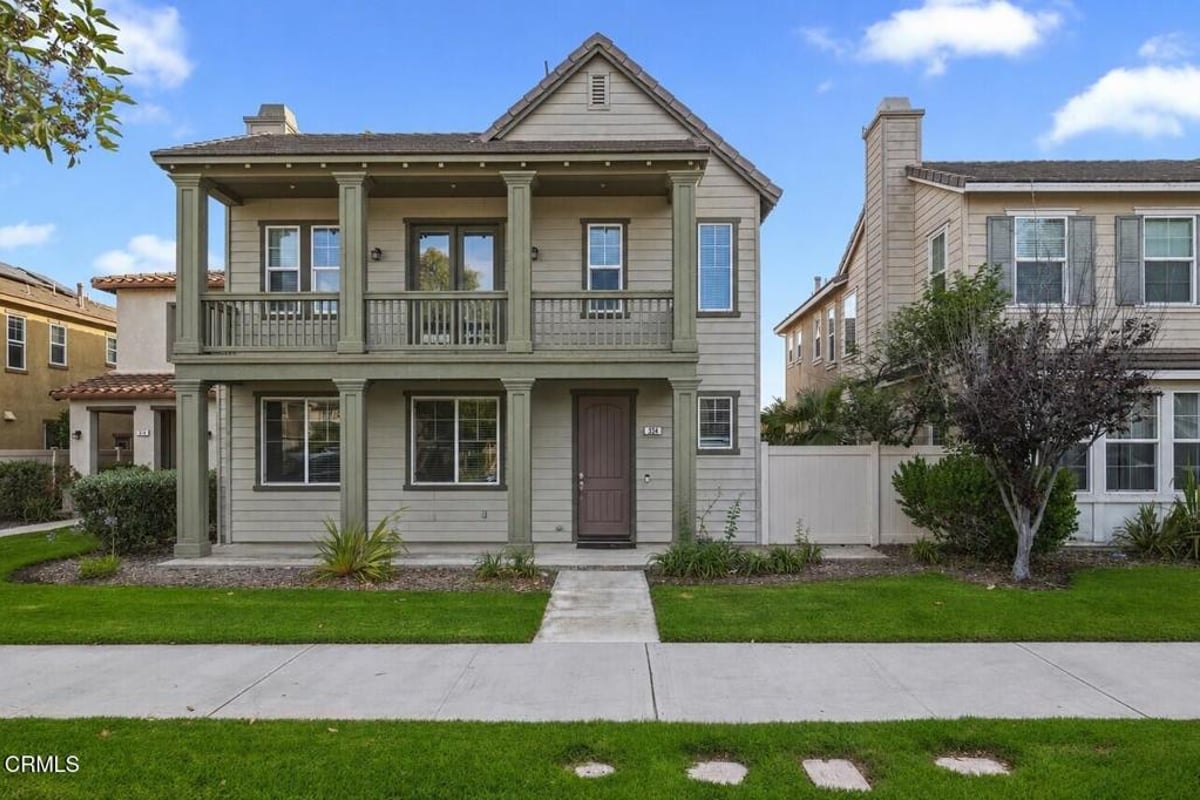 324 Kiawah River Drive, Oxnard, CA 93036 — photo 1 of 33