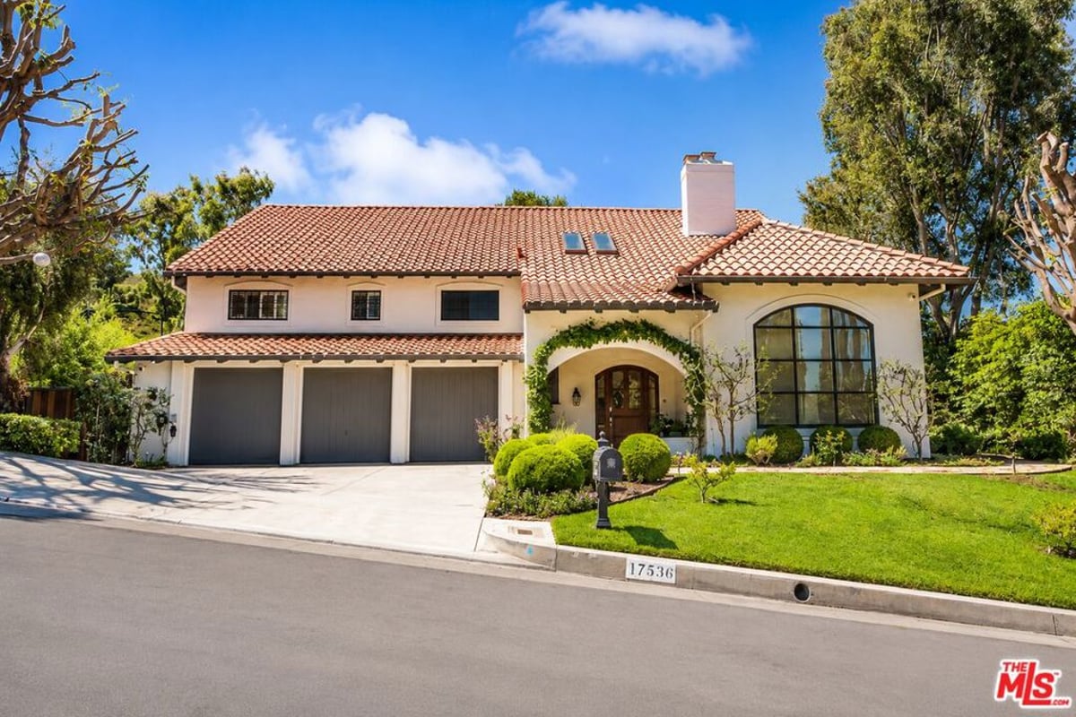 17636 Camino De Yatasto, Los Angeles, CA 90272 — photo 1 of 51
