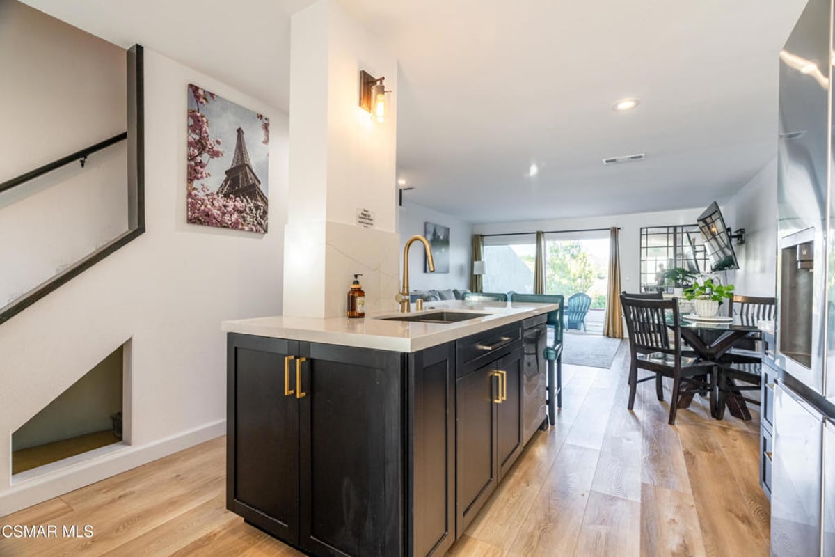 744 Tuolumne Avenue, Thousand Oaks, CA 91360 — photo 1 of 20