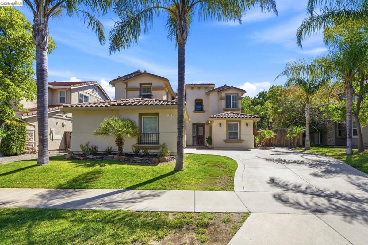 308 Foothill Dr, Brentwood, CA 94513 — photo 1 of 74