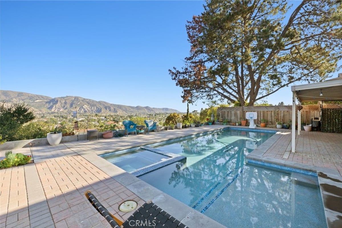 468 E View, Santa Paula, CA 93060 — photo 1 of 53