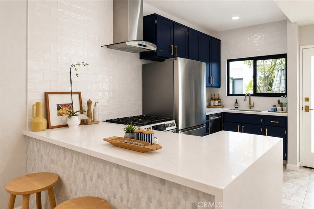 2500 Abbot Kinney Boulevard 20, Venice, CA 90291 — photo 1 of 26