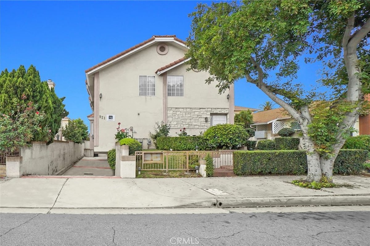 821 N Garfield Avenue 3, Alhambra, CA 91801 — photo 1 of 14