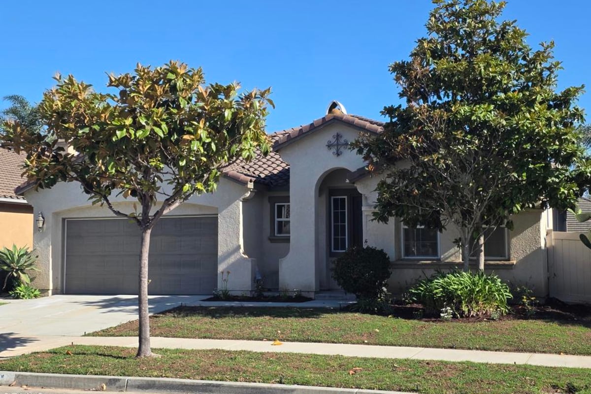 3404 Dunkirk Drive, Oxnard, CA 93035 — photo 1 of 18