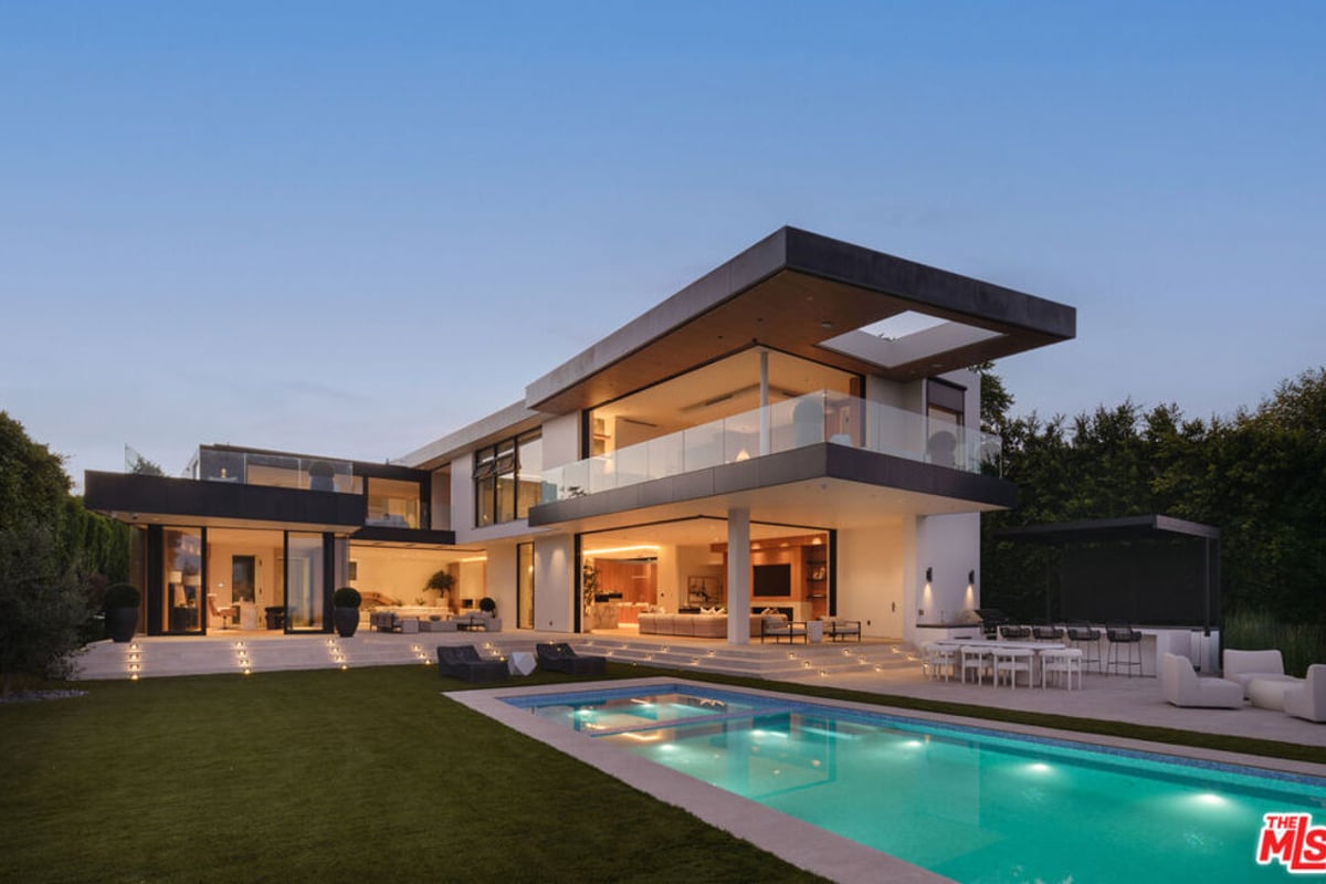 11507 Orum Road, Los Angeles, CA 90049 — photo 1 of 26