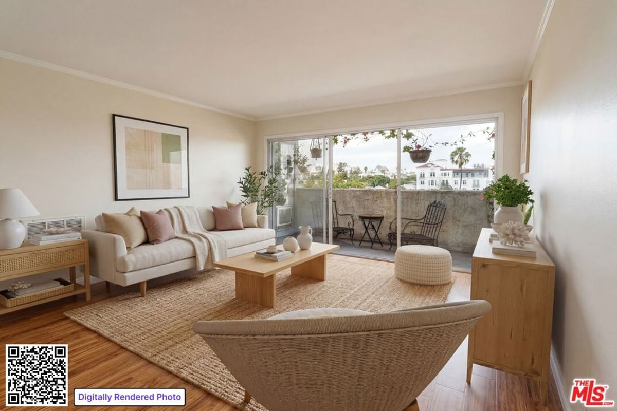 8400 De Longpre Avenue 410, West Hollywood, CA 90069 — photo 1 of 18