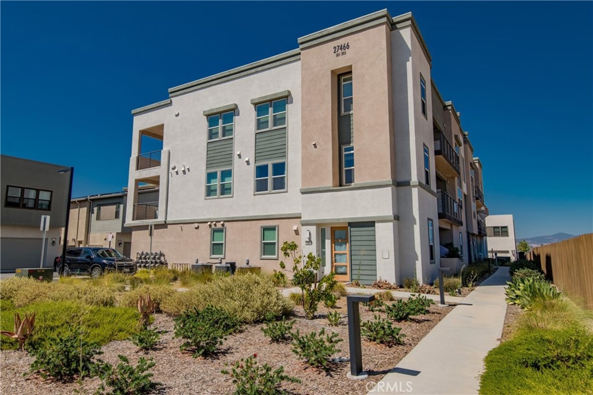 27466 Mercantile Court 203, Valencia, CA 91381 — photo 1 of 37