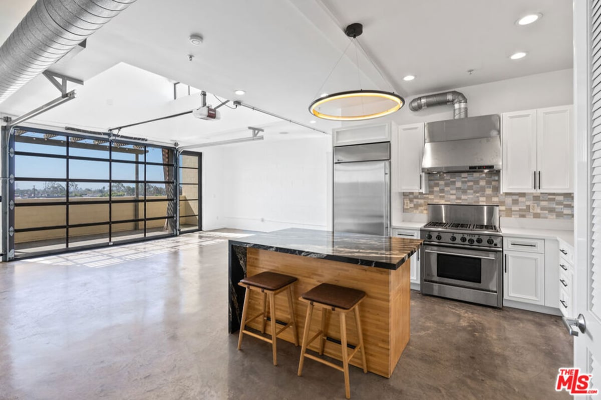 1544 12th Street 303, Santa Monica, CA 90401 — photo 1 of 26