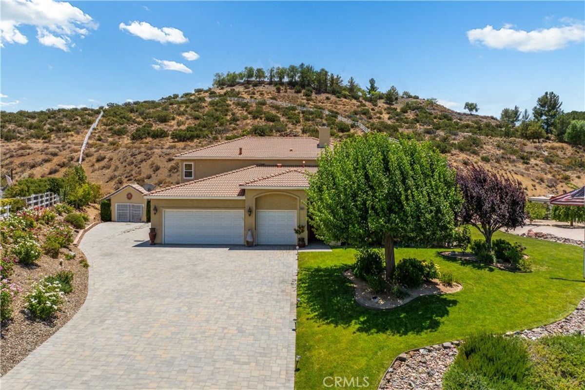 34016 Desert, Acton, CA 93510 — photo 1 of 52