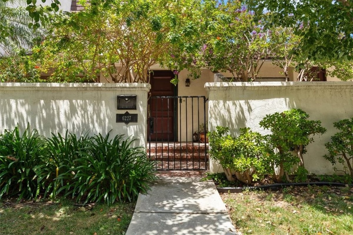 6227 Randi Avenue, Woodland Hills, CA 91367 — photo 1 of 34