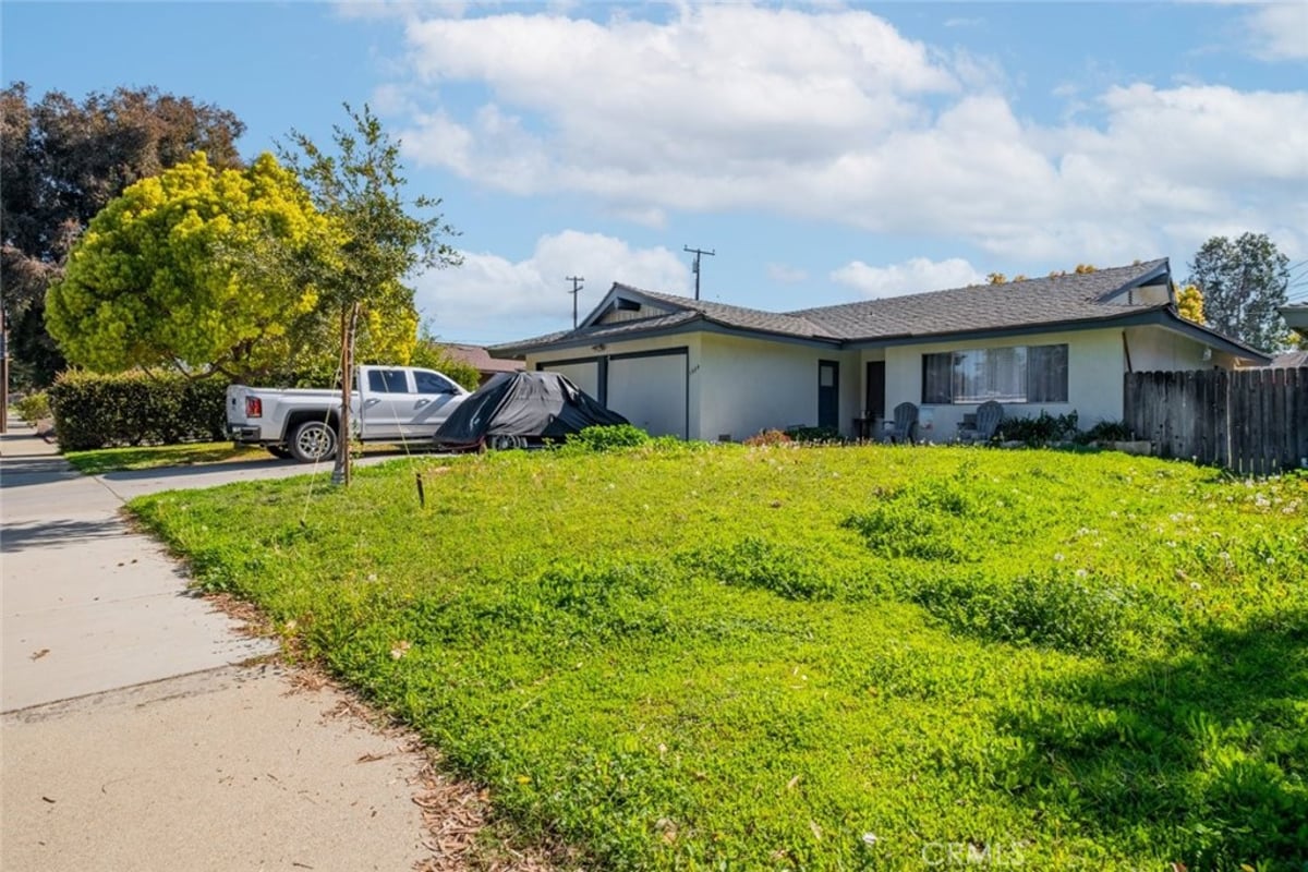 1934 Bobolink Way, Pomona, CA 91767 — photo 1 of 6