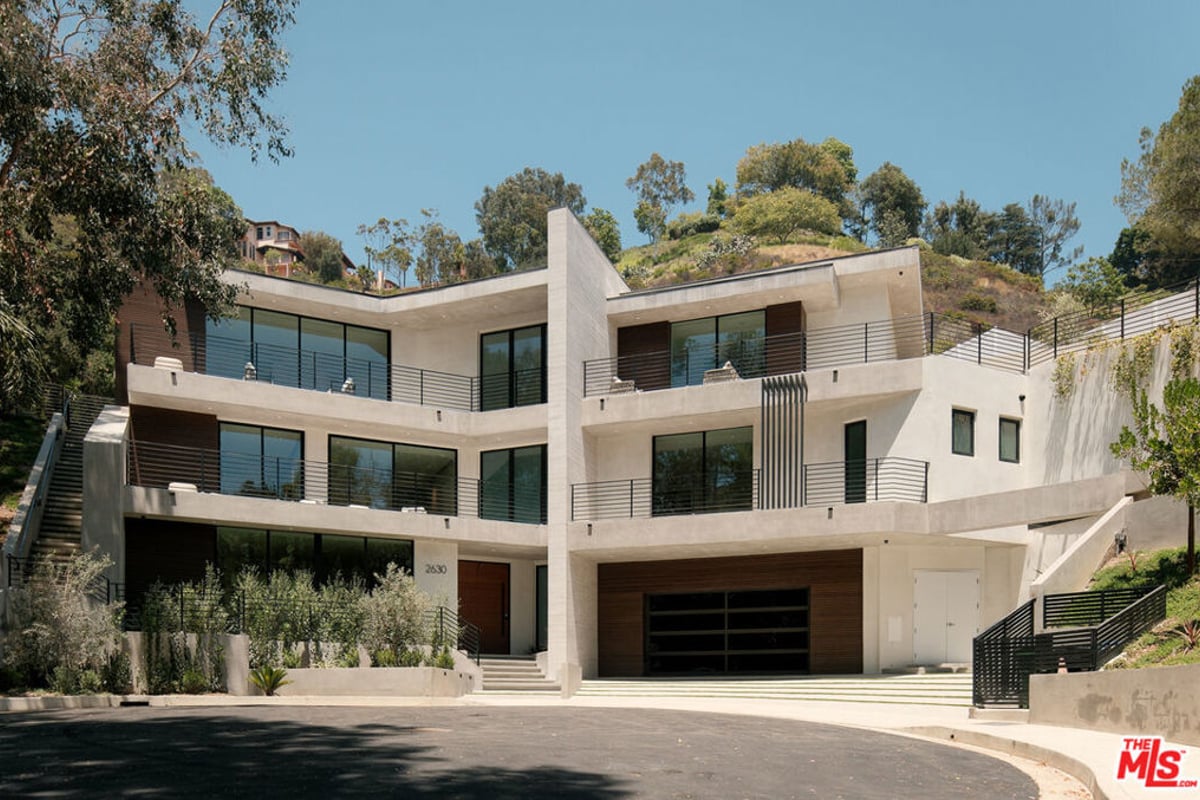 2630 Algodon Court, Los Angeles, CA 90046 — photo 1 of 36