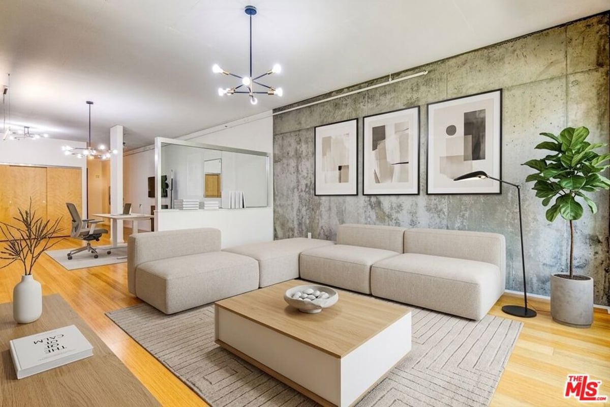1111 S Grand Avenue 706, Los Angeles, CA 90015 — photo 1 of 39