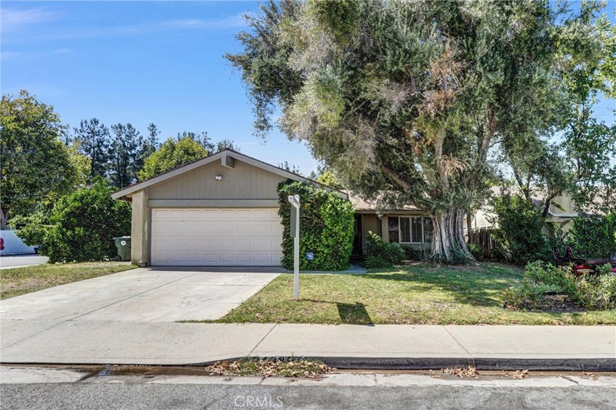 24389 La Glorita, Newhall, CA 91321 — photo 1 of 35
