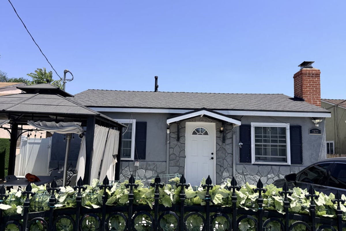 7822 Ferncola Avenue, Los Angeles, CA 91352 — photo 1 of 1