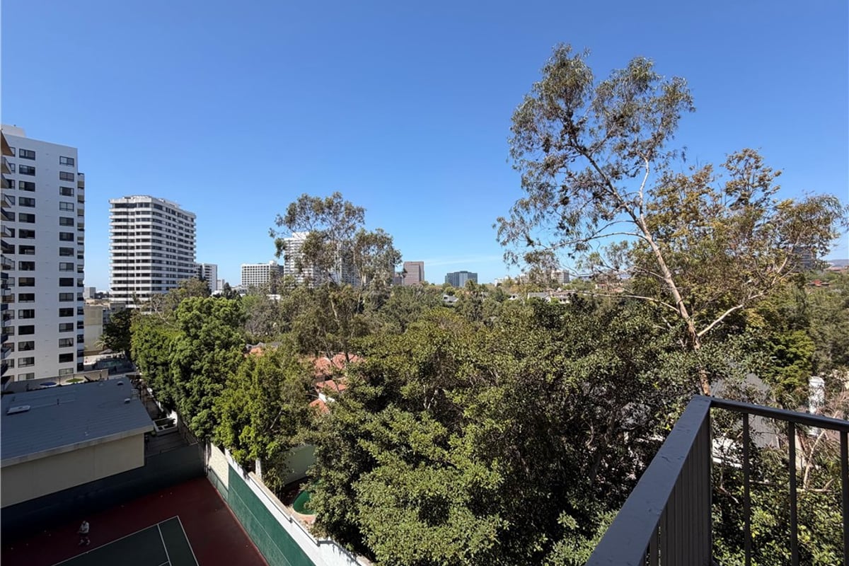 10501 WILSHIRE 814, Los Angeles, CA 90024 — photo 1 of 25